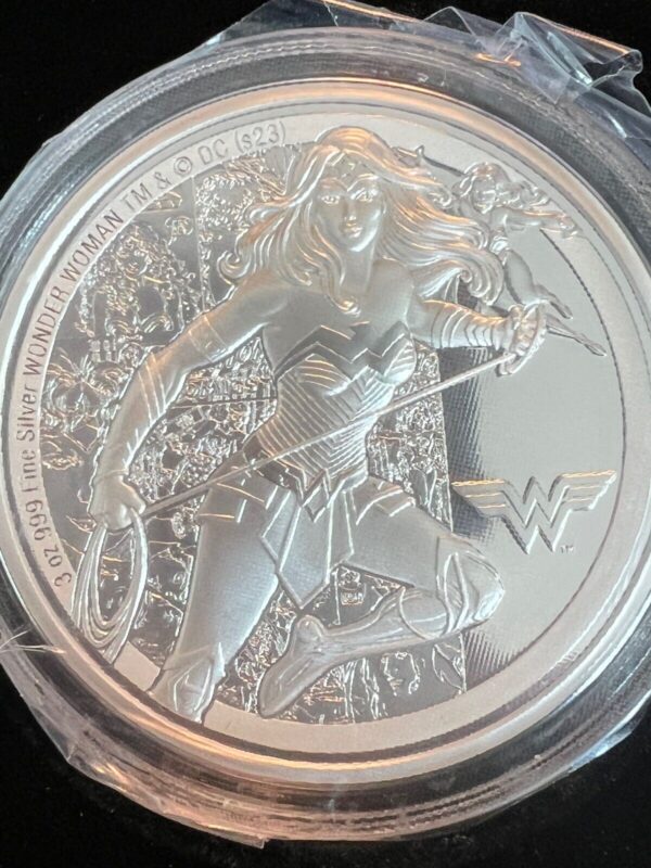 2023 Niue Wonder Woman 3 Oz. Silver Colorized Proof Coin $10 - 99.9% Silver