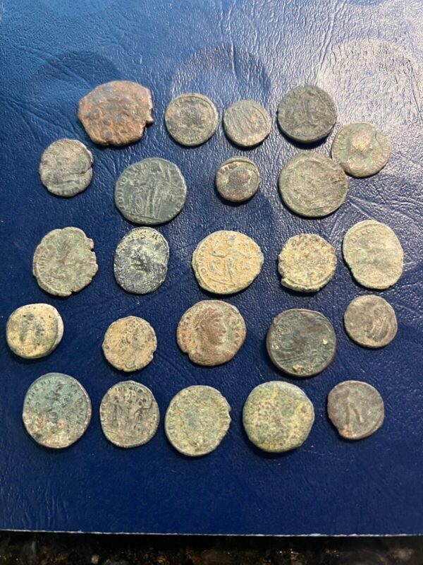 Large Lot Of Roman Coins 24 Total