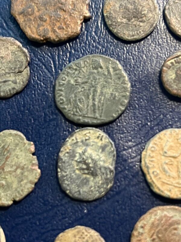 Large Lot Of Roman Coins 24 Total