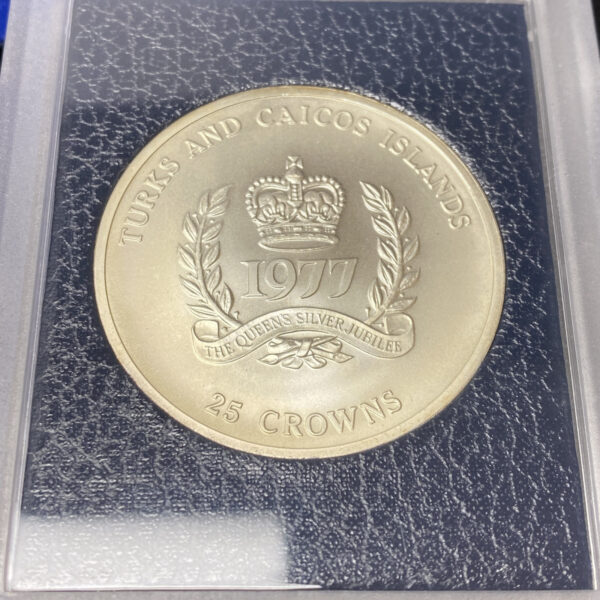 1977 Turks and Caicos Islands 25 Crown 1.3 Ounce Silver QE II Jubilee RCM