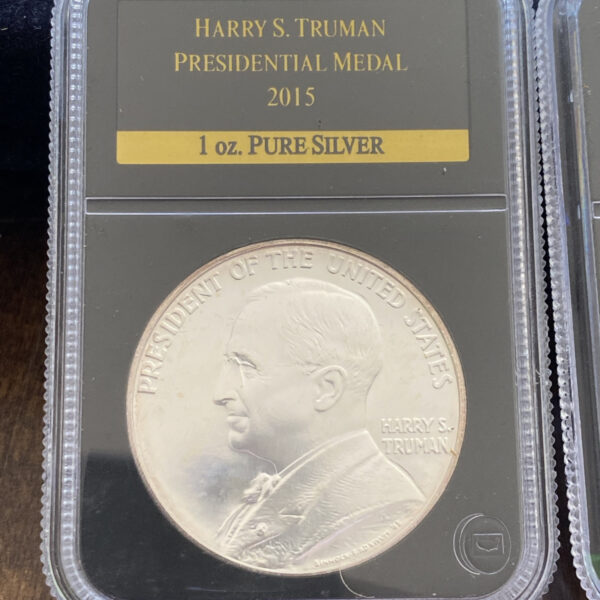 2015 Harry S. Truman Coin & Chronicles Set - Reverse Proof Dollar & Silver Medal