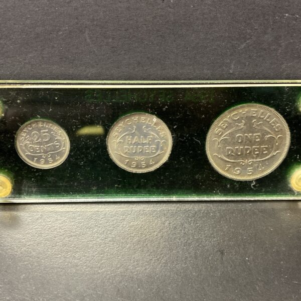 Seychelles 1954 3 Coin Set: 25 Cents, 1/2 Rupee, 1 Rupee - Cases Green Acrylic