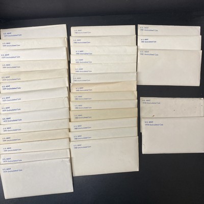 Lot Of 32 - 1978-1981 P & D Uncirculated Coin Sets U.S Mint OGP Envelope